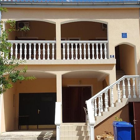 Apartments With A Parking Space Starigrad, Paklenica - 11683 외부 사진